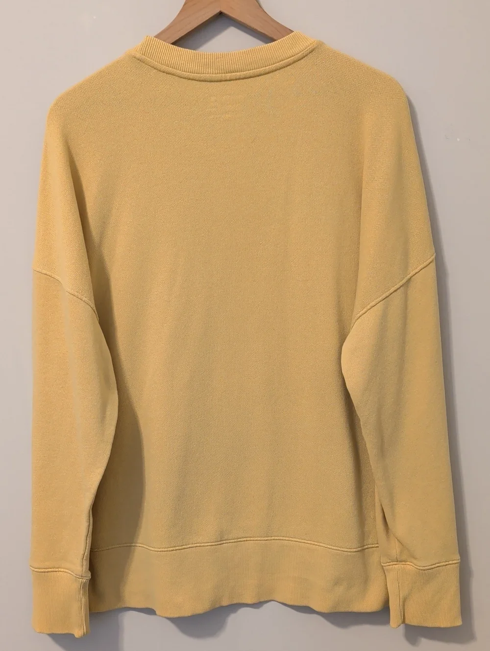 Dutton Ranch Yellowstone Sweatshirt - Picture 6 of 10